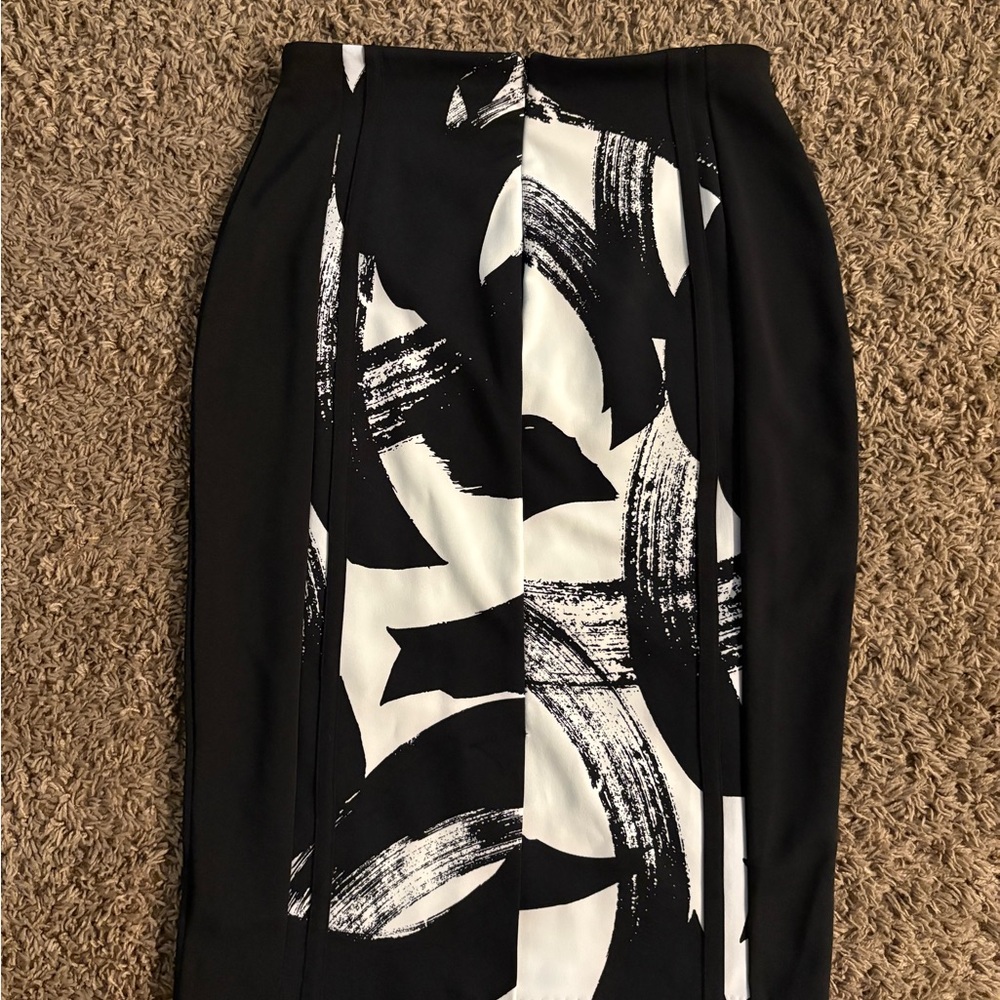 WORTHINGTON 2-piece Black and White Abstract TOP AND SKIRT SIZE MEDIUM - Picture 10 of 12